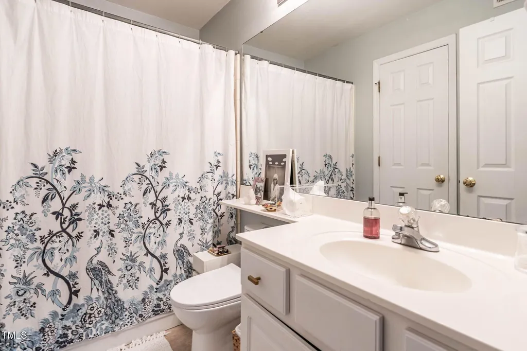 1111 Parkridge Lane Raleigh NC 27605