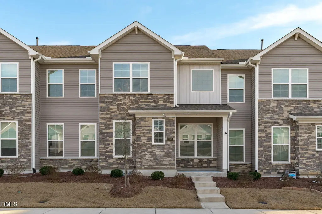 737 Andrade Drive Fuquay Varina NC 27526