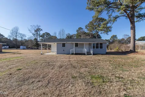 101 W Pine Forest Road Mount Olive NC 28365