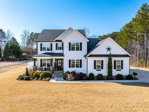 1605 Freedom Road Smithfield NC 27577