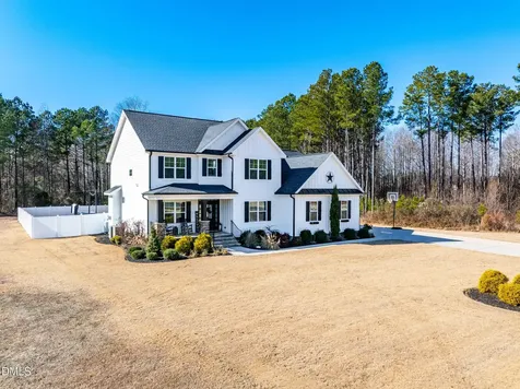 1605 Freedom Road Smithfield NC 27577