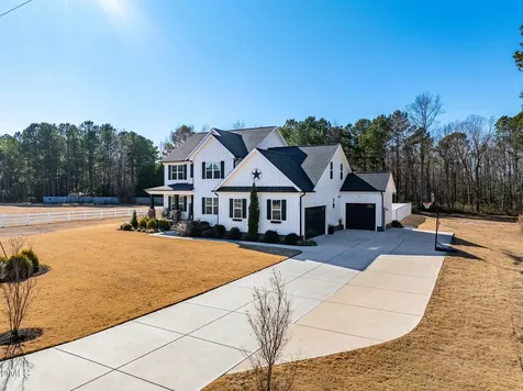 1605 Freedom Road Smithfield NC 27577