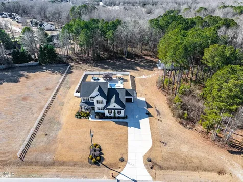 1605 Freedom Road Smithfield NC 27577