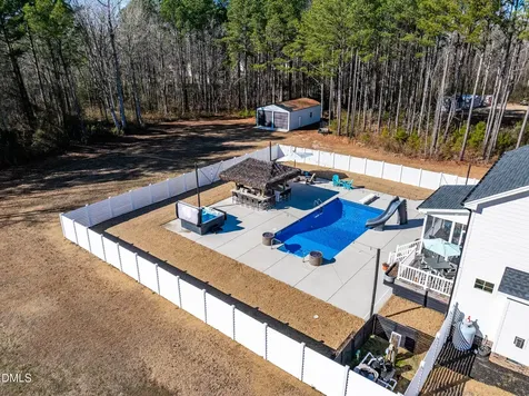 1605 Freedom Road Smithfield NC 27577