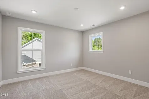 136 Ogden Circle Clayton NC 27527