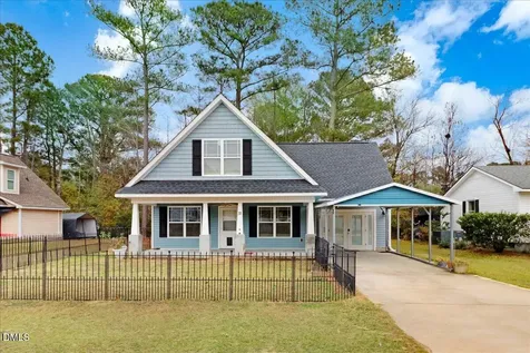 51 Birch Street Elizabethtown NC 28337