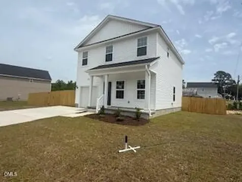 22 Stout Landing Dunn NC 28334