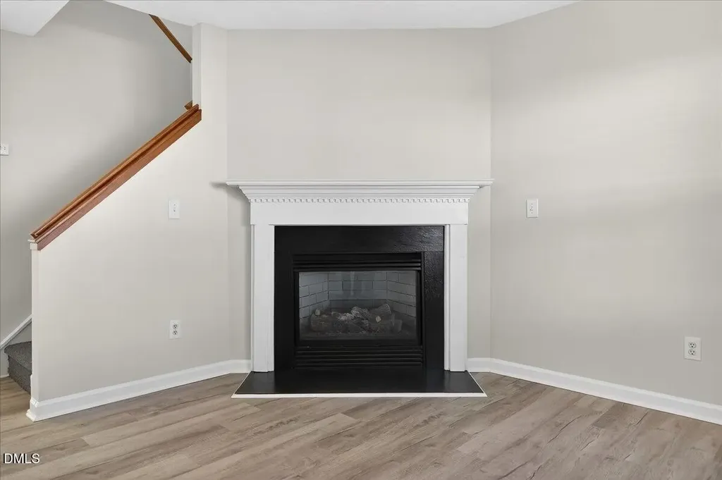 2604 Dwight Place Raleigh NC 27610