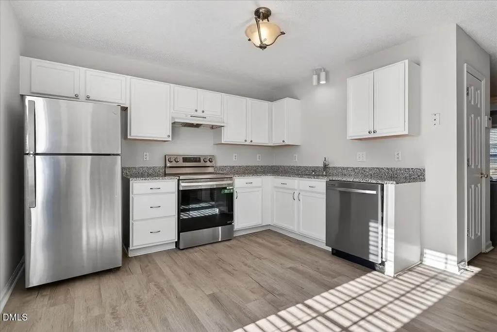 2604 Dwight Place Raleigh NC 27610