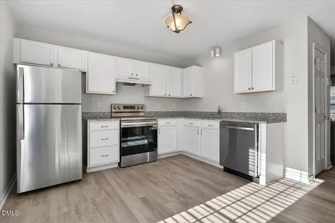2604 Dwight Place Raleigh NC 27610