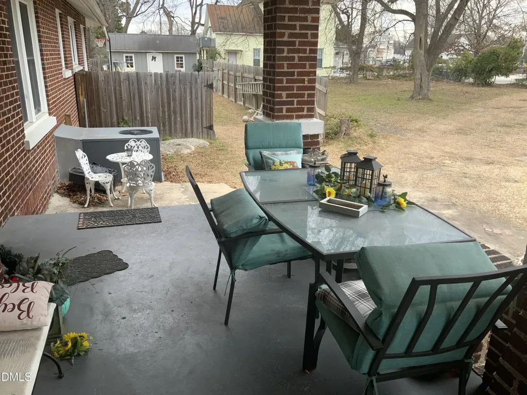 304 W Harnett Street Dunn NC 28334