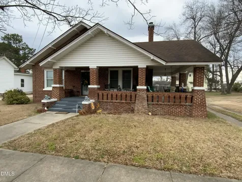 304 W Harnett Street Dunn NC 28334