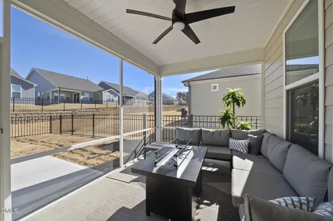 1809 Hydrangea Way Fuquay Varina NC 27526