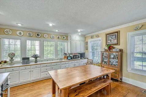 618 S Fifth Street Mebane NC 27302