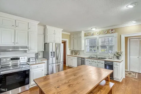 618 S Fifth Street Mebane NC 27302