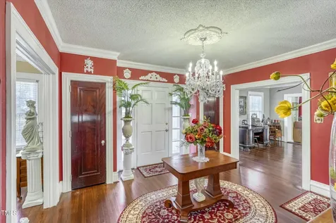 618 S Fifth Street Mebane NC 27302