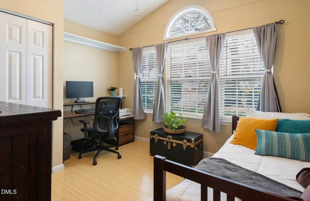 6900 Glenroy Court Raleigh NC 27616