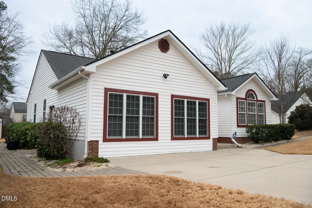 6900 Glenroy Court Raleigh NC 27616