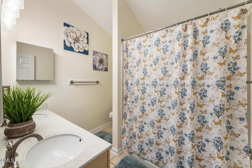 6900 Glenroy Court Raleigh NC 27616