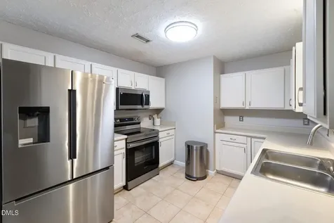 6900 Glenroy Court Raleigh NC 27616