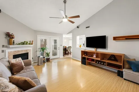 6900 Glenroy Court Raleigh NC 27616