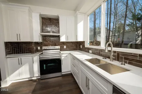 7 Mercury Court Durham NC 27703
