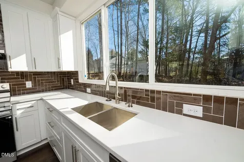 7 Mercury Court Durham NC 27703