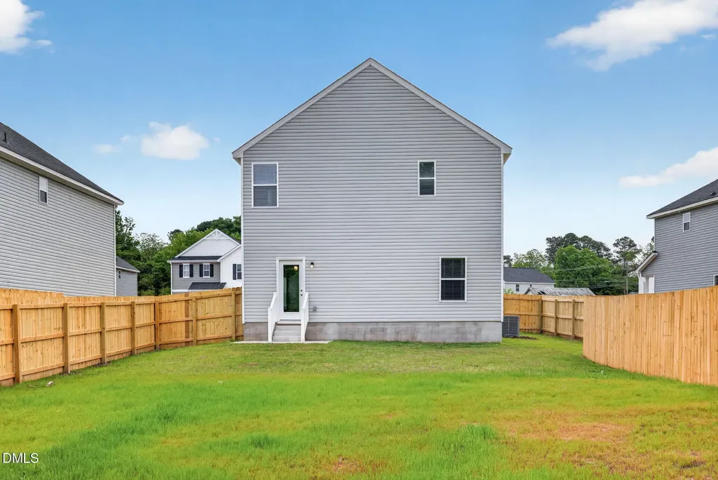 41 Stout Landing Dunn NC 28334