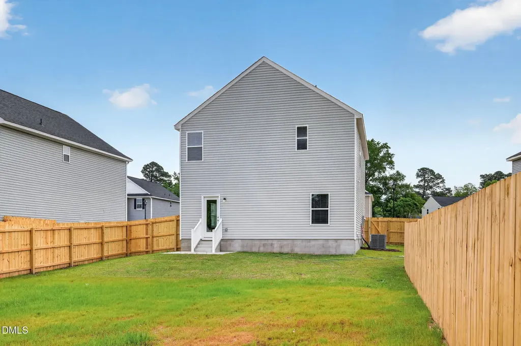 41 Stout Landing Dunn NC 28334