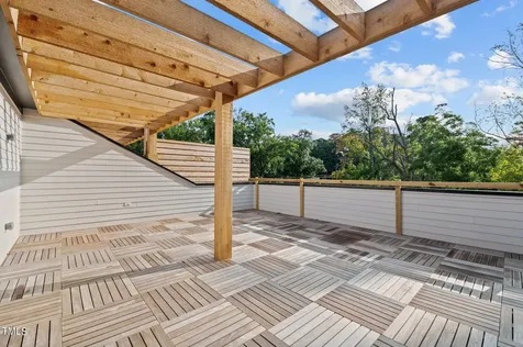 810 Maple Berry Lane Raleigh NC 27607