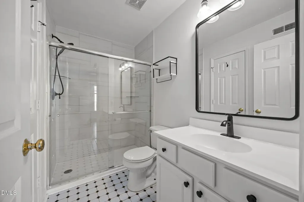 1210 Westview Lane Raleigh NC 27605