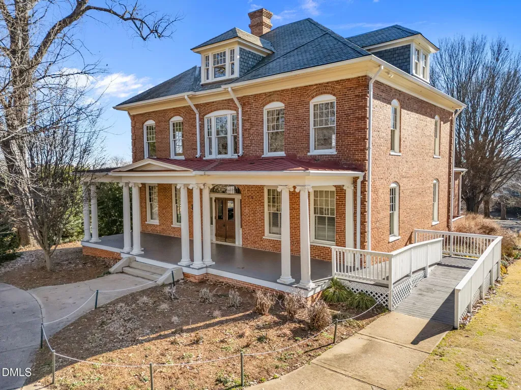 1210 Westview Lane Raleigh NC 27605