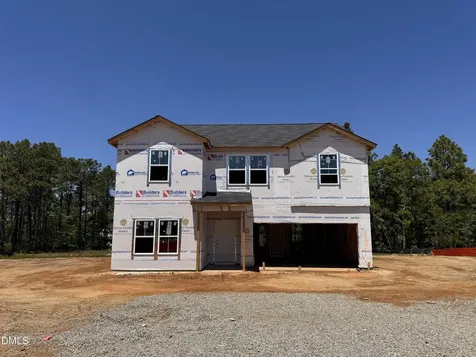 112 Utah Court Spring Lake NC 28390