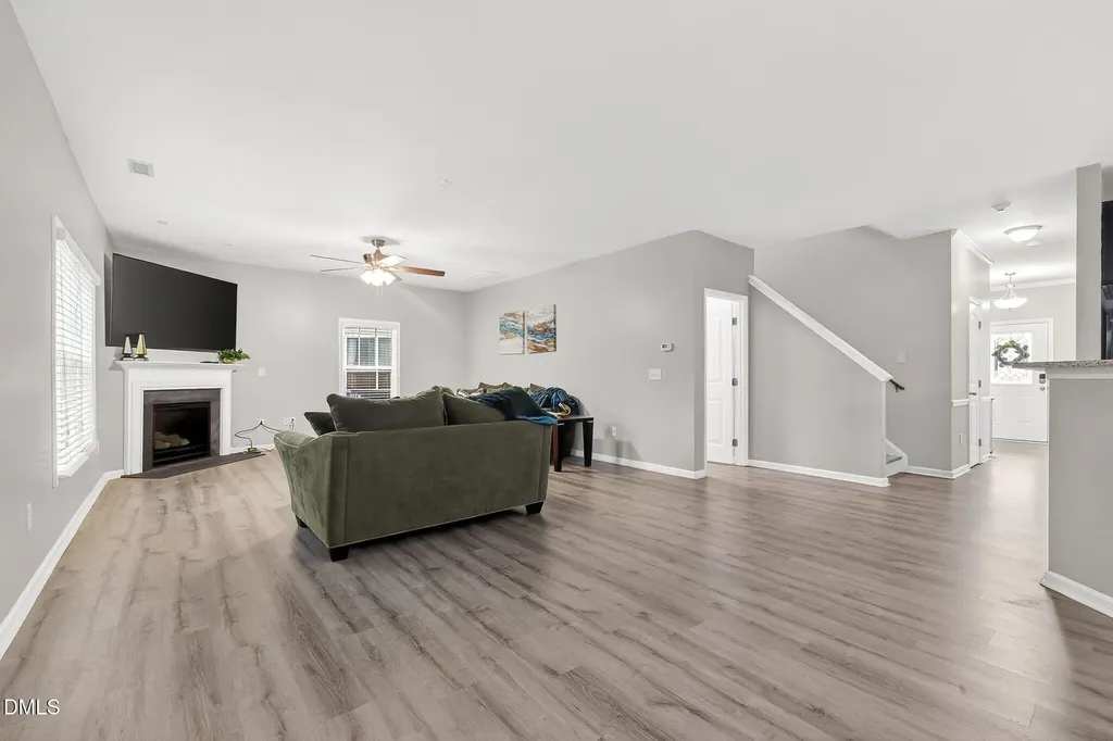 2709 Banks Lake Court Fuquay Varina NC 27526