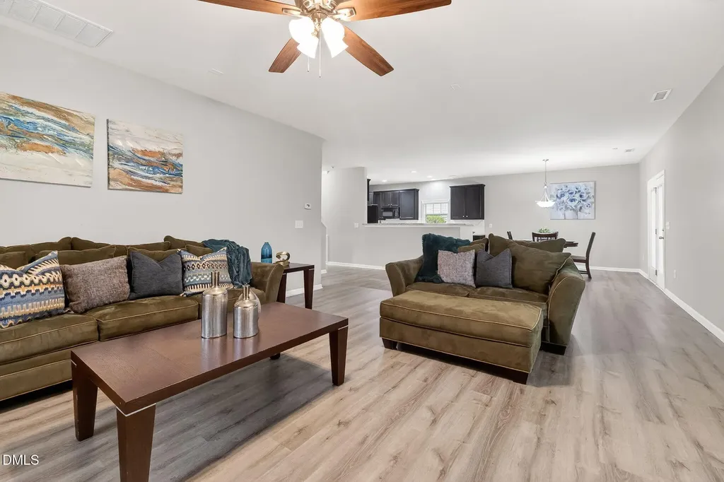 2709 Banks Lake Court Fuquay Varina NC 27526