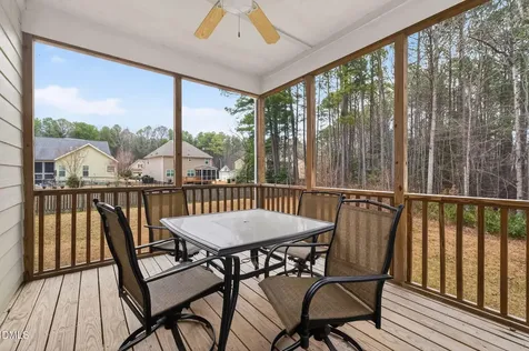 2709 Banks Lake Court Fuquay Varina NC 27526