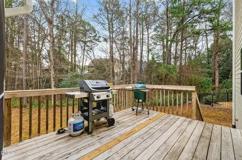 2709 Banks Lake Court Fuquay Varina NC 27526