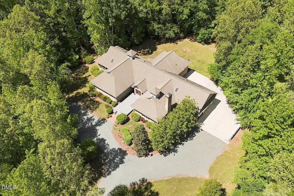 3217 Wood Duck Lane Hillsborough NC 27278