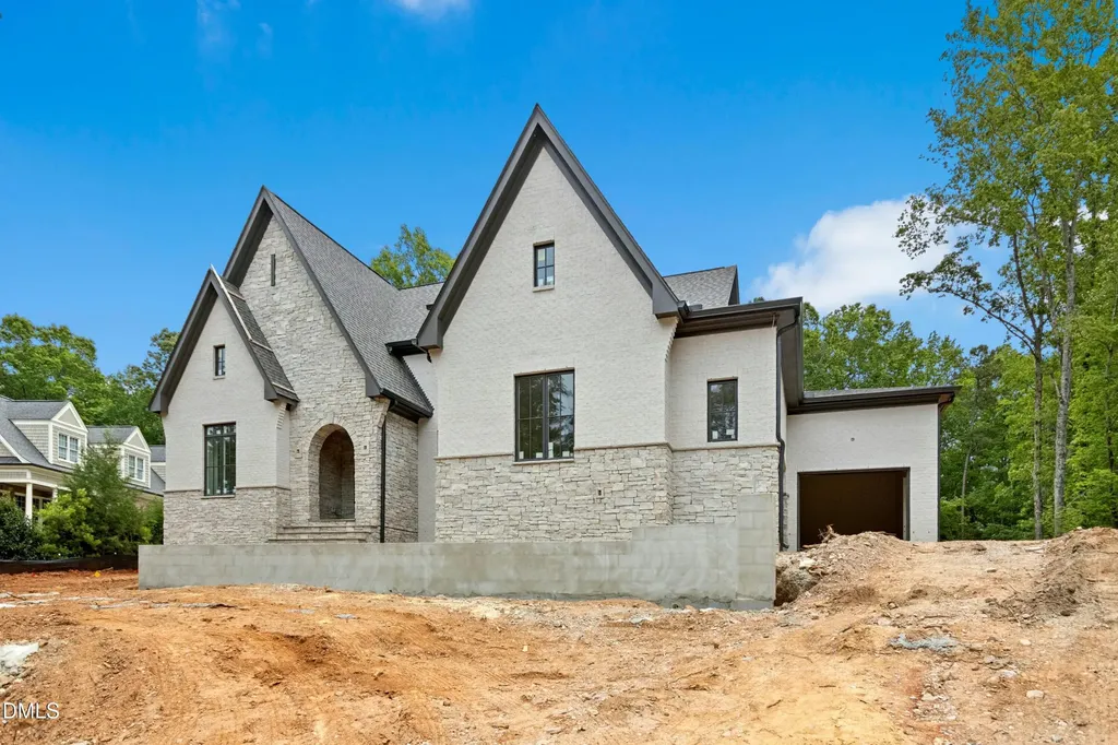 2024 Cadenza Lane Raleigh NC 27614