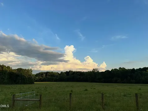 6061 River Run Trail Graham NC 27253