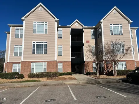 2501 Huntscroft Lane Raleigh NC 27617