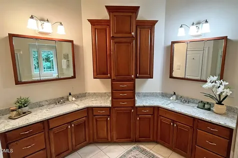 208 Meadow Run Drive Chapel Hill NC 27517