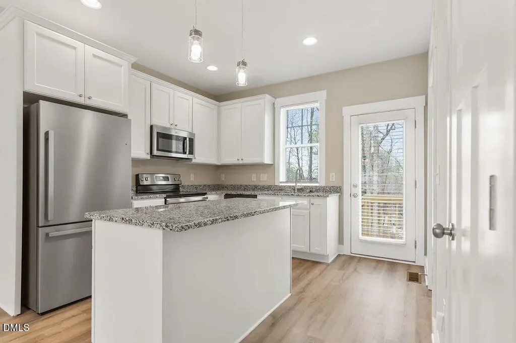 2305 Hill Street Raleigh NC 27604