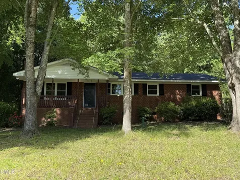1412 Chamblee Road Zebulon NC 27597