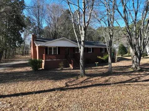 1412 Chamblee Road Zebulon NC 27597