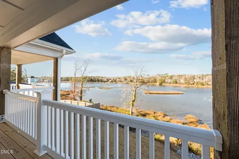 13 E Cannon Cove Hampstead NC 28443