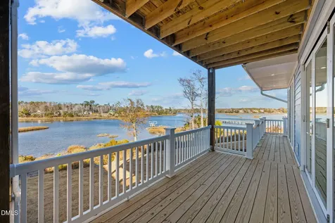 13 E Cannon Cove Hampstead NC 28443