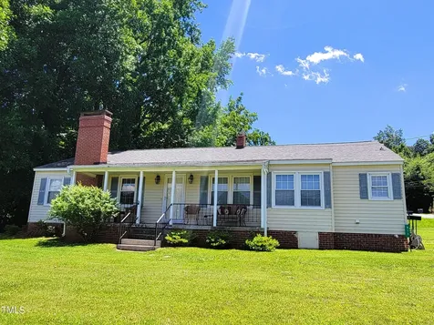 411 W Raleigh Street Siler City NC 27344