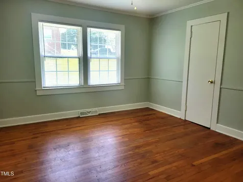 411 W Raleigh Street Siler City NC 27344