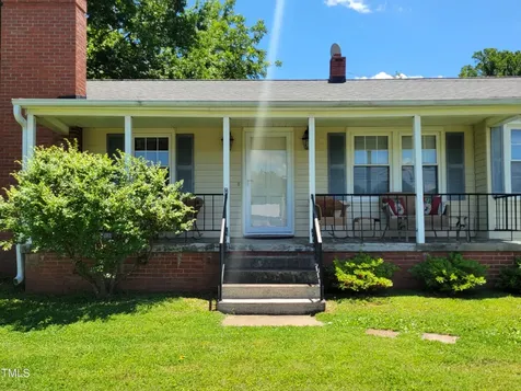 411 W Raleigh Street Siler City NC 27344